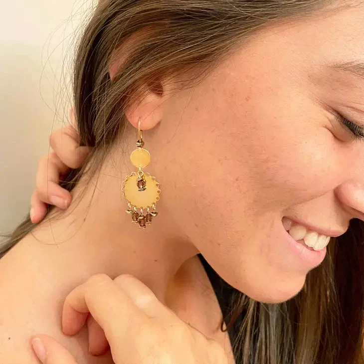 Kit Sofia Boucles D'oreilles Pastilles Fleur Et Breloque Or – Image 2